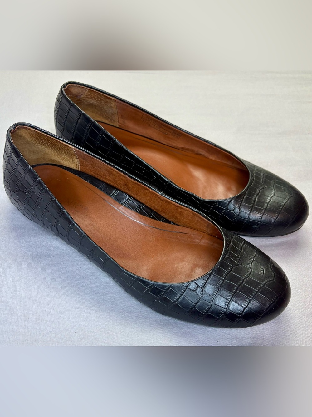 Vionic Caroll Black Croc Embossed Leather Ballet Flats Women’s Size 8
